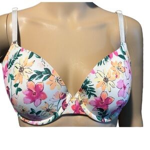 💰BOGO FREE VS PINK Wear Everywhere Lightly Lined T-Shirt Bra